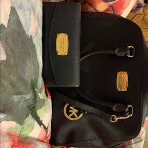 Michael Kors Bag with matching Wallet